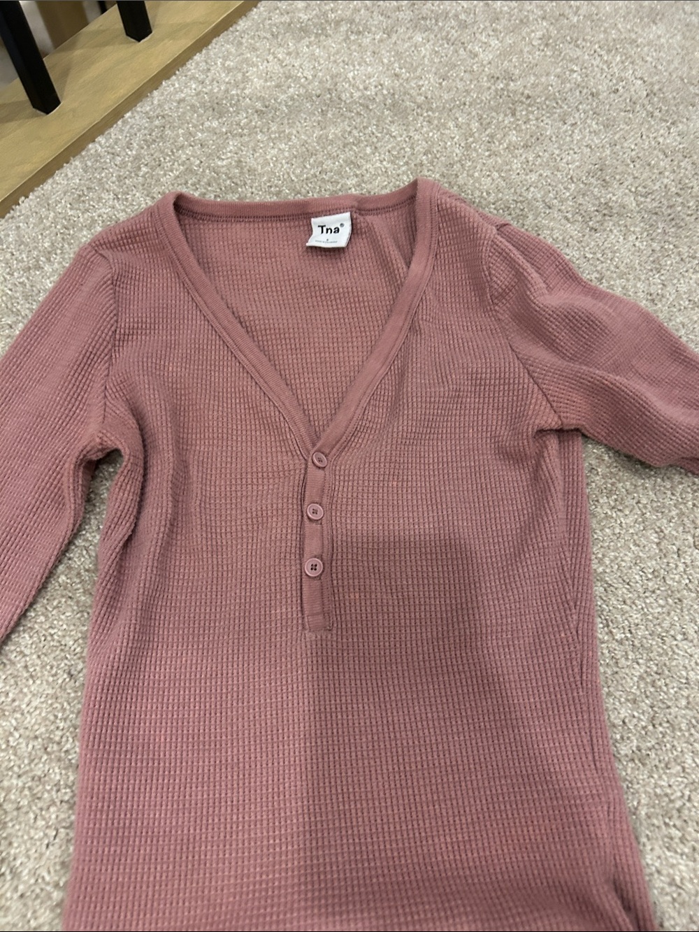 TNA Dusty Rose Waffle Knit V-Neck Sweater